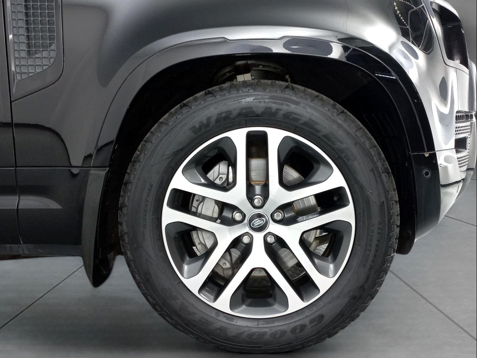 2025 LAND ROVER DEFENDER Defender