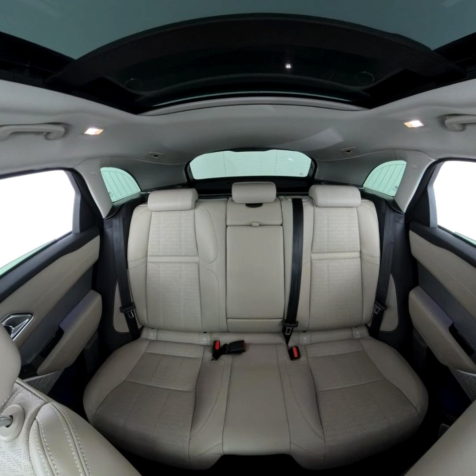 2017 LAND ROVER RANGE ROVER VELAR 3.0 SDV6 D300 SE