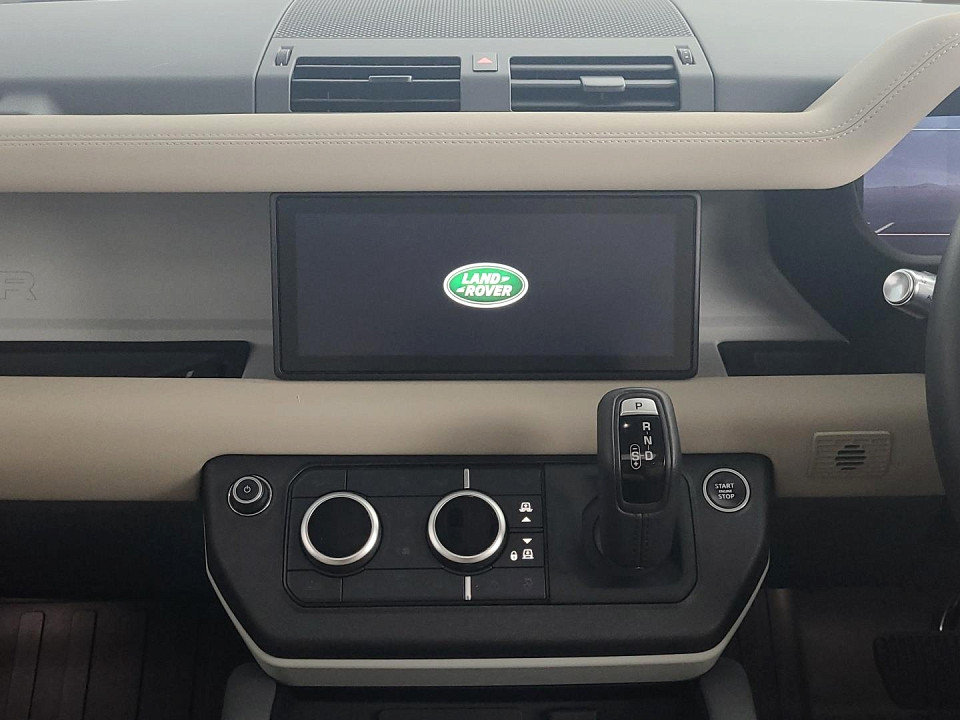 2020 LAND ROVER DEFENDER 110 P400 FIRST EDITION (294kW)