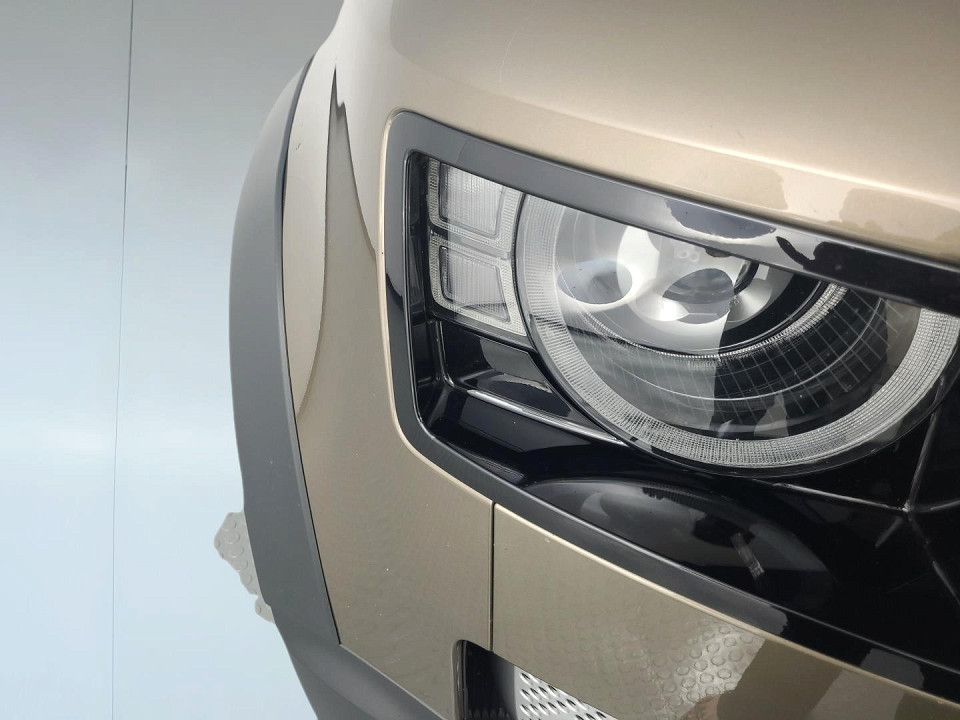 2020 LAND ROVER DEFENDER 110 P400 FIRST EDITION (294kW)