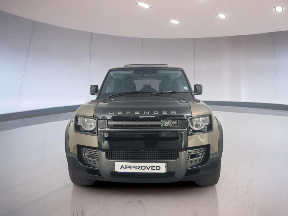 2021 LAND ROVER DEFENDER 110 D240 FIRST EDITION (177kW)