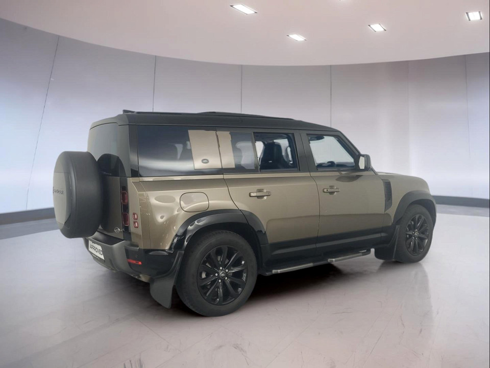 2021 LAND ROVER DEFENDER 110 D240 FIRST EDITION (177kW)