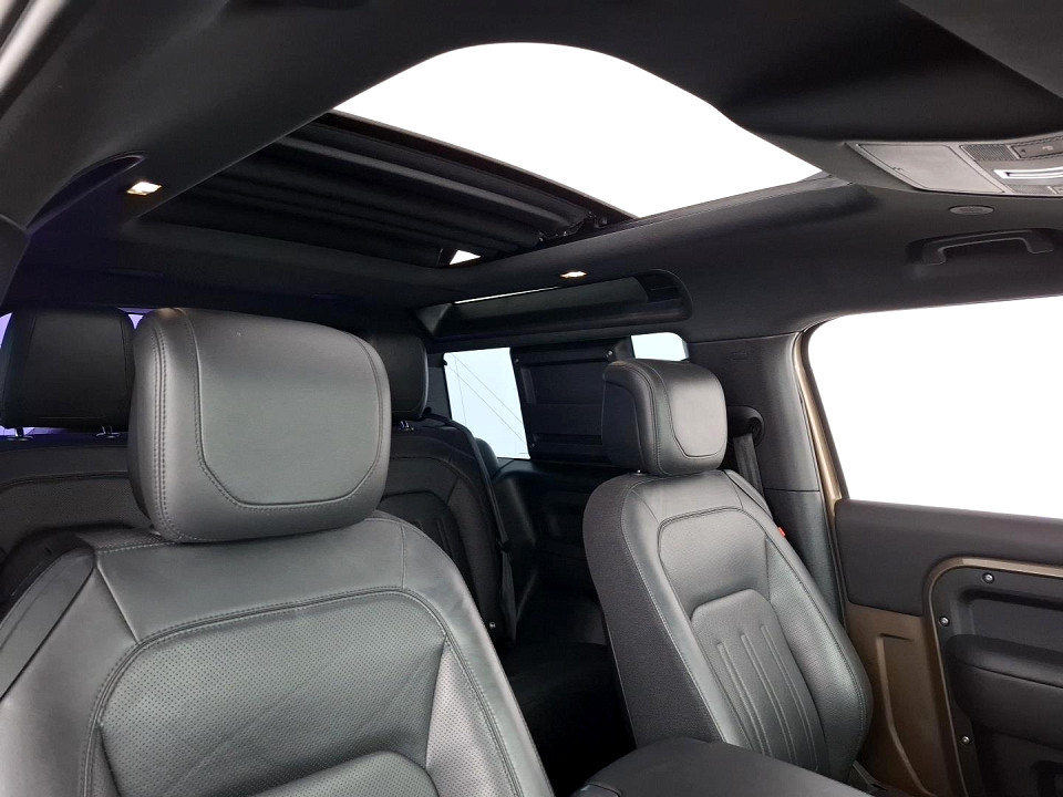 2021 LAND ROVER DEFENDER 90 3.0 D D300 X (221kW)