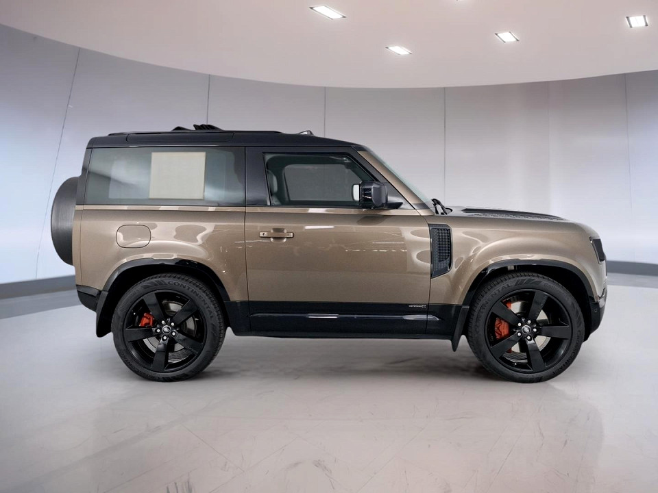 2021 LAND ROVER DEFENDER 90 3.0 D D300 X (221kW)