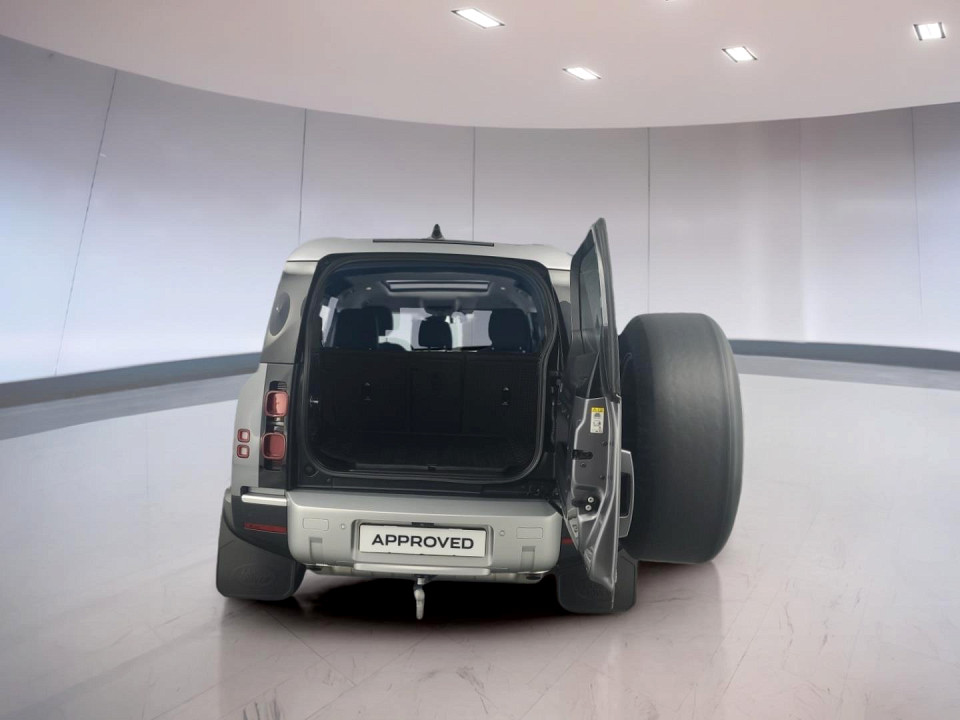 2023 LAND ROVER DEFENDER 110 3.0 D D300 SE (221kW)