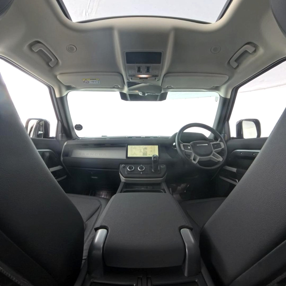 2023 LAND ROVER DEFENDER 110 3.0 D D300 SE (221kW)