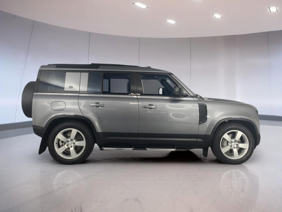 2023 LAND ROVER DEFENDER 110 3.0 D D300 SE (221kW)