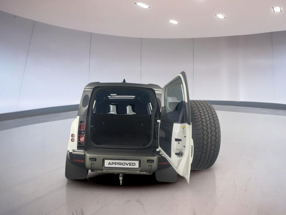 2023 LAND ROVER DEFENDER 110 3.0 D D300 X-DYNAMIC HSE (221kW)