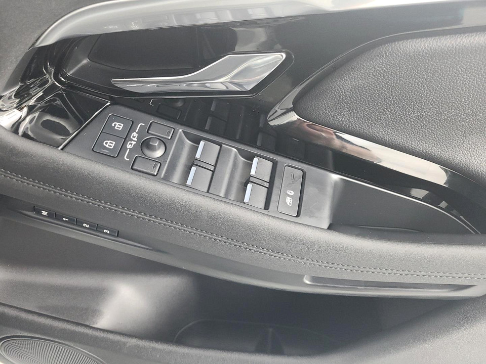 2023 LAND ROVER RANGE ROVER EVOQUE 2.0 D D200 R-DYNAMIC SE (147kW)