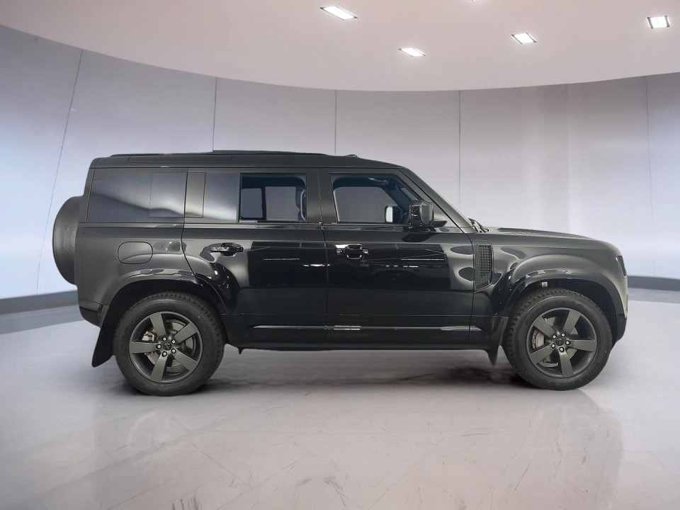 2025 LAND ROVER DEFENDER Defender