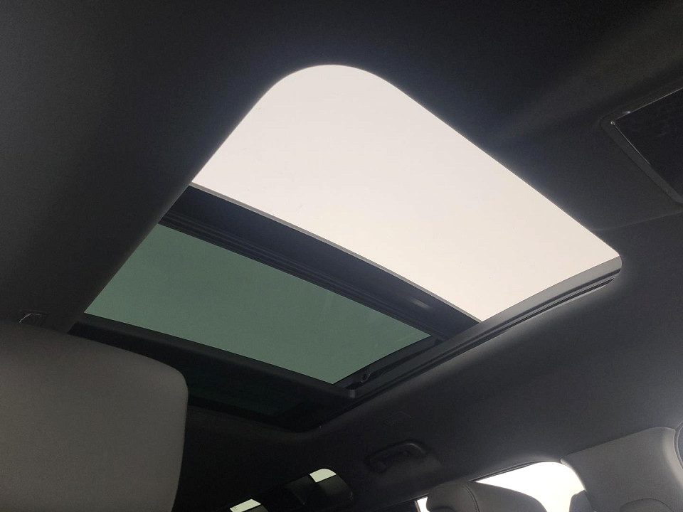 2026 LAND ROVER DEFENDER Defender