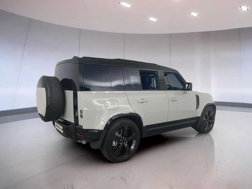 2026 LAND ROVER DEFENDER Defender