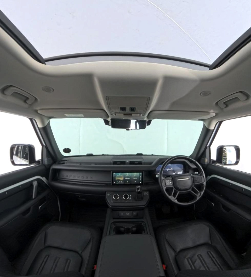 2021 LAND ROVER DEFENDER 110 3.0 D D300 X-DYNAMIC HSE (221kW)