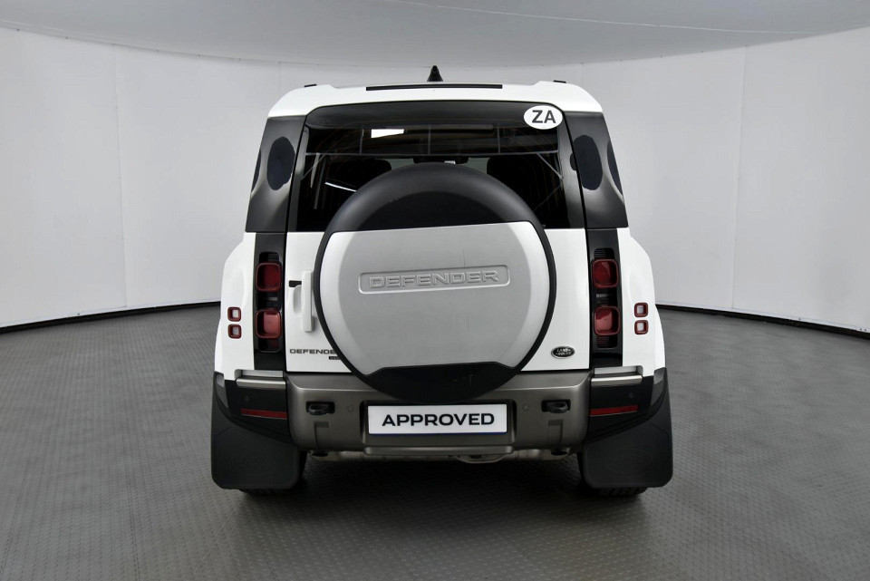 2021 LAND ROVER DEFENDER 110 3.0 D D300 X-DYNAMIC HSE (221kW)