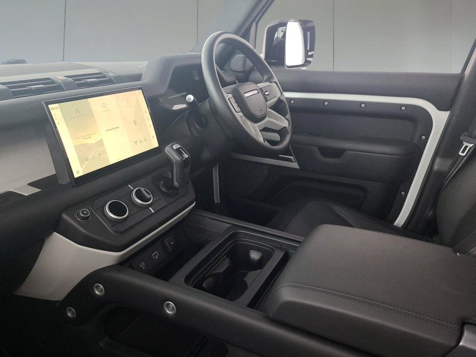 2022 LAND ROVER DEFENDER 110 2.0 D D240 X-DYNAMIC HSE (177kW)