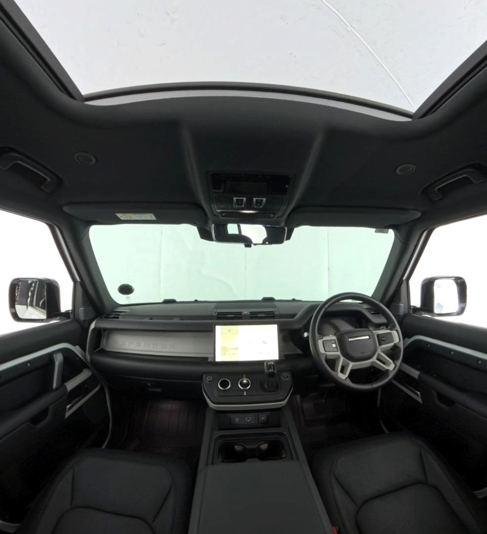 2022 LAND ROVER DEFENDER 110 2.0 D D240 X-DYNAMIC HSE (177kW)
