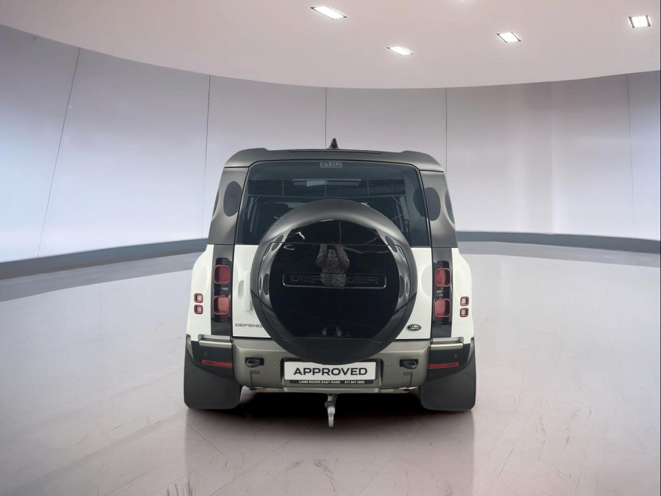 2022 LAND ROVER DEFENDER 110 2.0 D D240 X-DYNAMIC HSE (177kW)