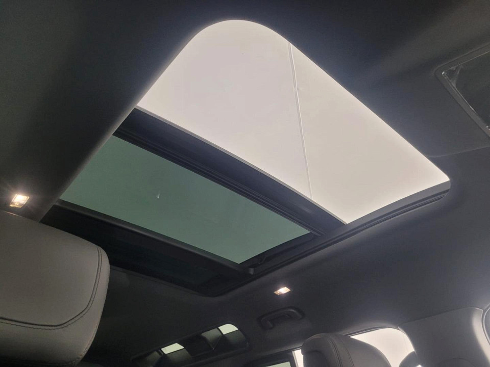 2023 LAND ROVER DEFENDER 110 3.0 D D300 X-DYNAMIC HSE (221kW)