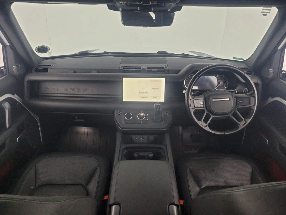 2023 LAND ROVER DEFENDER 110 3.0 D D300 X-DYNAMIC HSE (221kW)