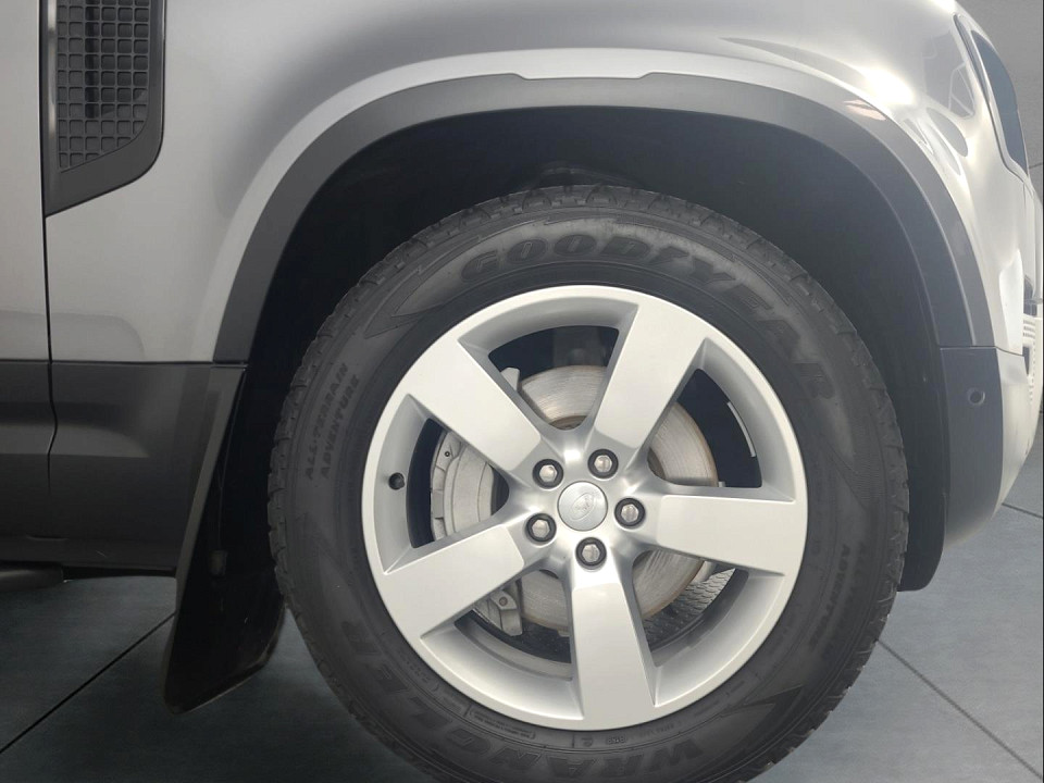 2024 LAND ROVER DEFENDER 110 3.0 D D300 SE (221kW)