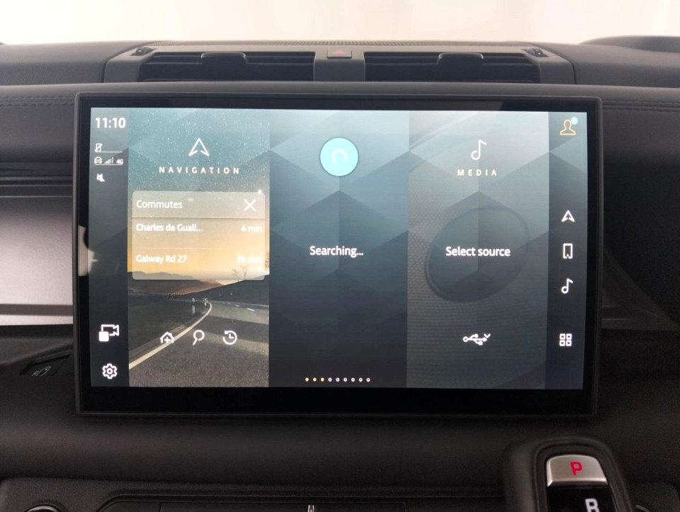 2025 LAND ROVER DEFENDER Defender