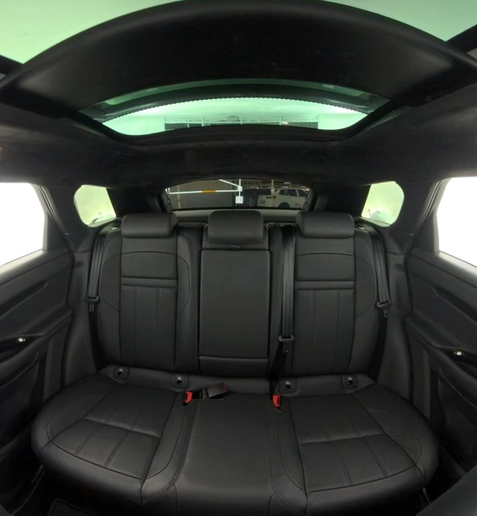 2025 LAND ROVER RANGE ROVER EVOQUE D200 AUTOBIOGRAPHY (147kW)