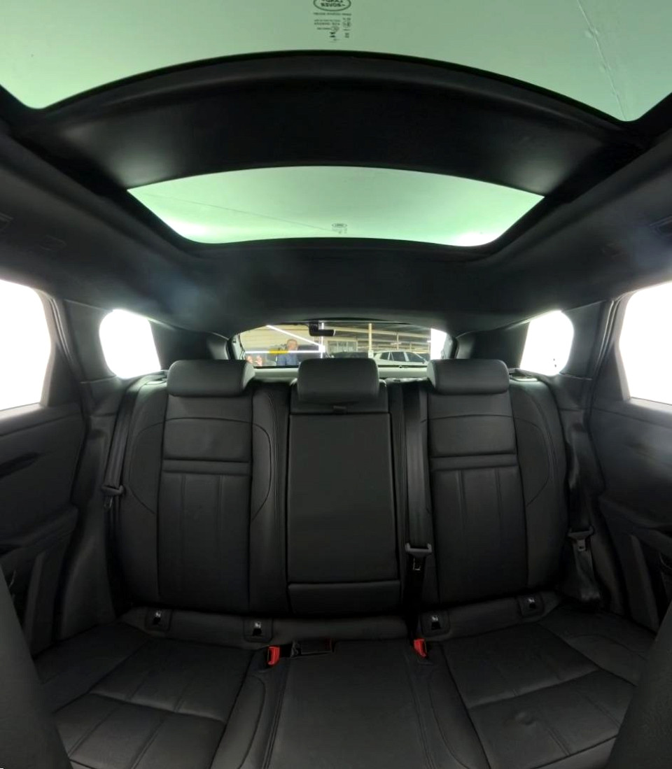 2025 LAND ROVER RANGE ROVER EVOQUE D200 DYNAMIC SE (147kW)