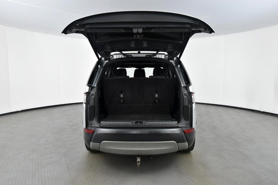 2018 LAND ROVER DISCOVERY 3.0 TD6 SE