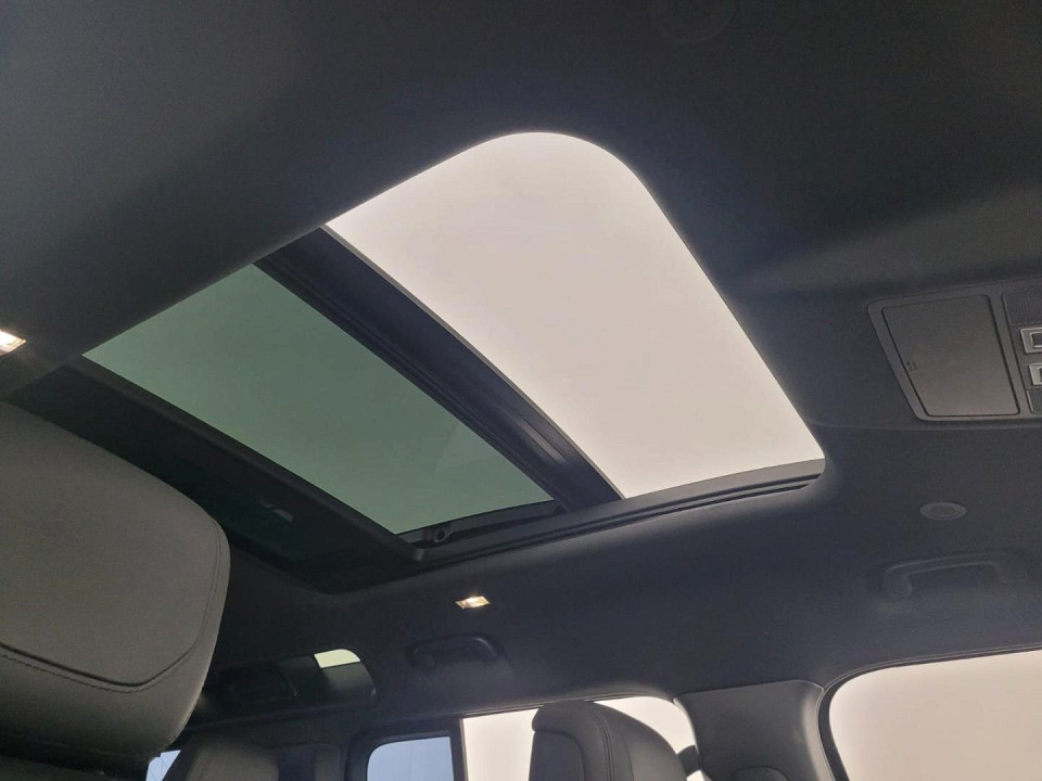 2022 LAND ROVER DEFENDER 110 2.0 D D240 X-DYNAMIC HSE (177kW)