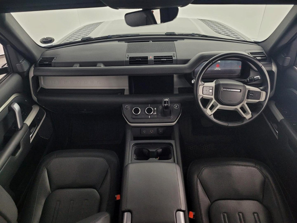 2022 LAND ROVER DEFENDER 110 2.0 D D240 X-DYNAMIC HSE (177kW)