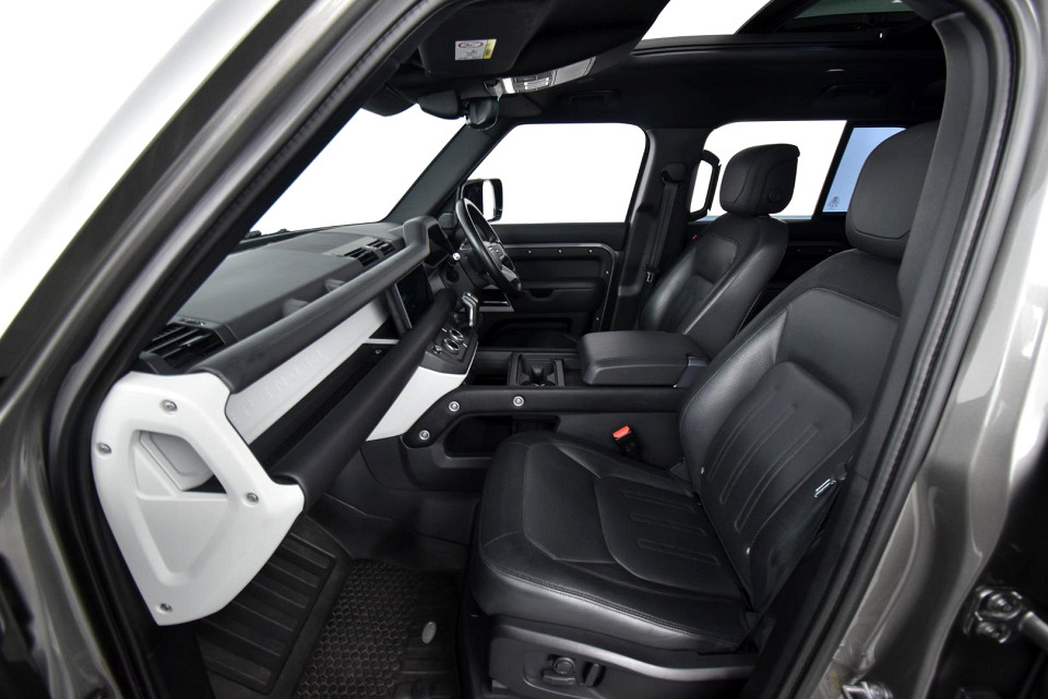 2022 LAND ROVER DEFENDER 110 2.0 D D240 X-DYNAMIC HSE (177kW)