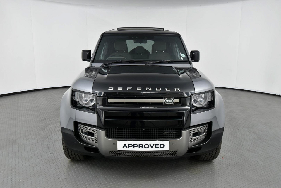 2022 LAND ROVER DEFENDER 110 3.0 D D300 X-DYNAMIC HSE (221kW)