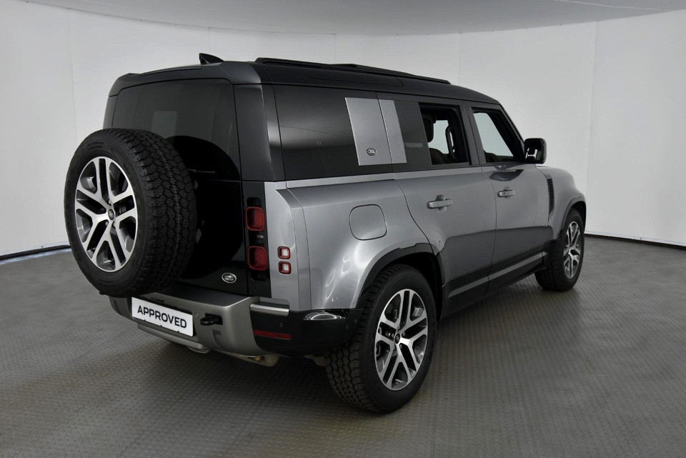 2022 LAND ROVER DEFENDER 110 3.0 D D300 X-DYNAMIC HSE (221kW)
