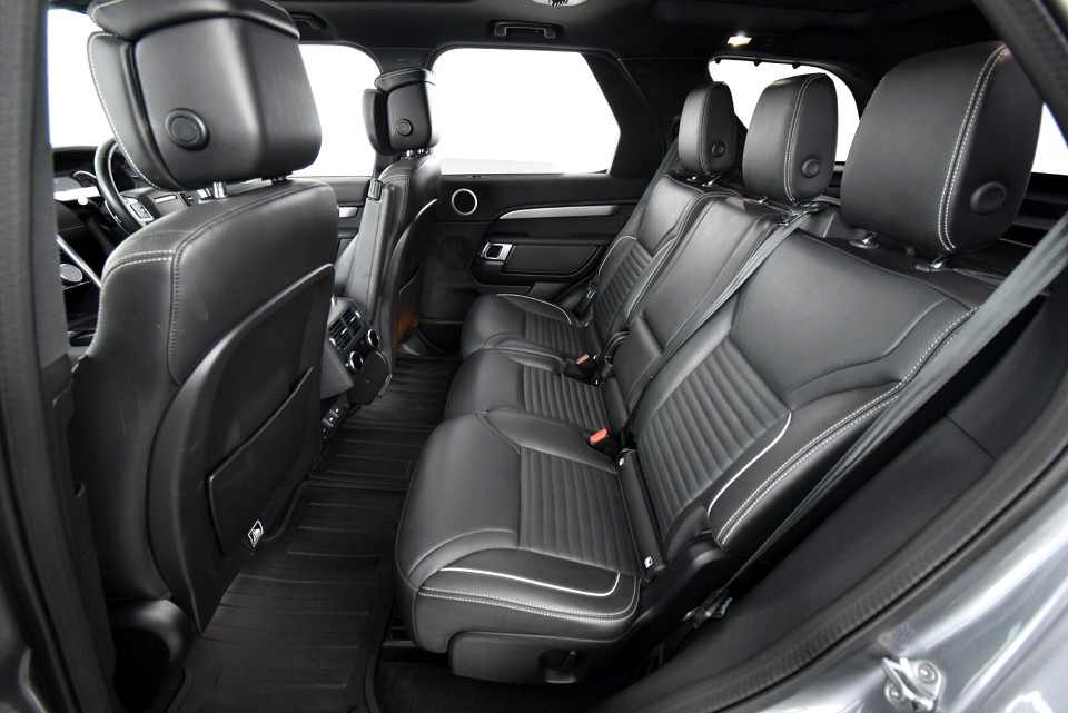 2023 LAND ROVER DISCOVERY 3.0 D R-DYNAMIC HSE (221kW)