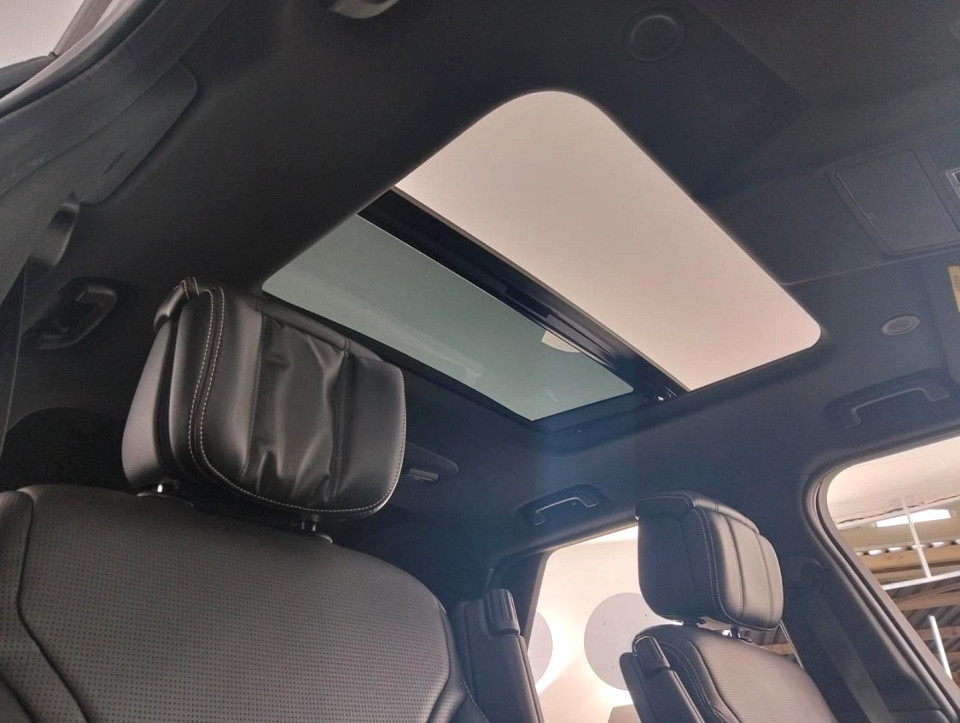 2023 LAND ROVER DISCOVERY 3.0 D R-DYNAMIC HSE (221kW)