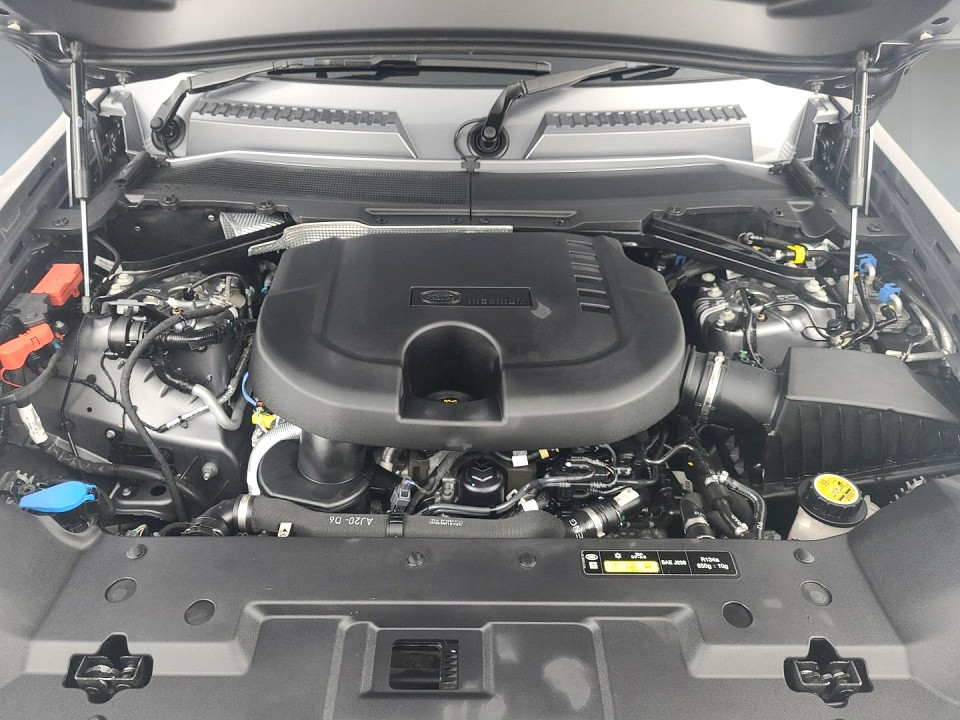 2024 LAND ROVER DEFENDER 110 3.0 D D300 SE (221kW)