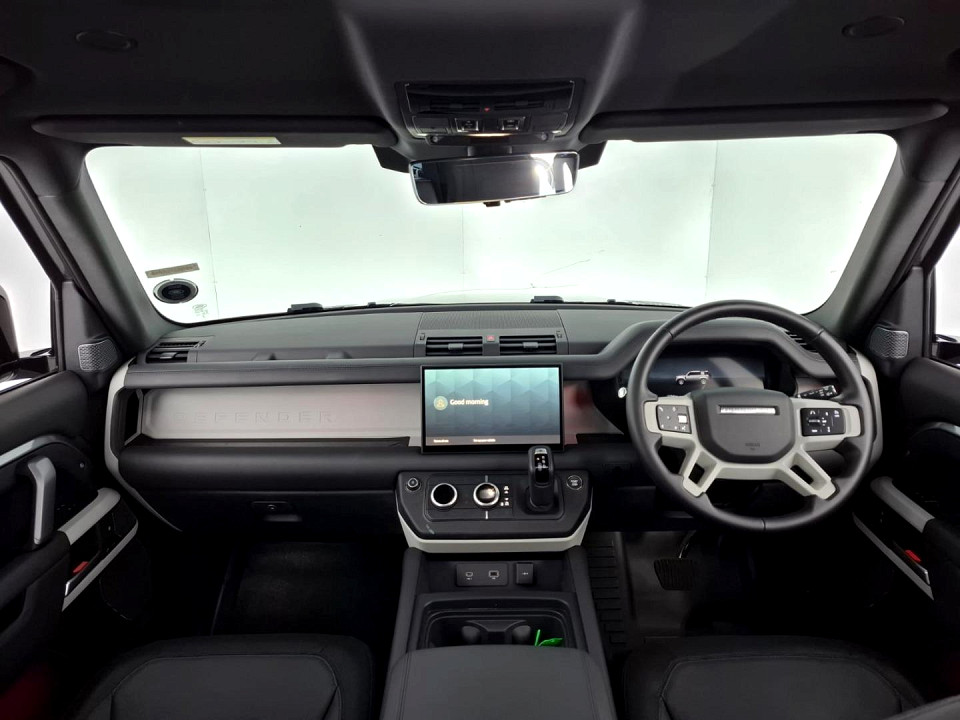 2024 LAND ROVER DEFENDER 110 3.0 D D300 X-DYNAMIC HSE (221kW)
