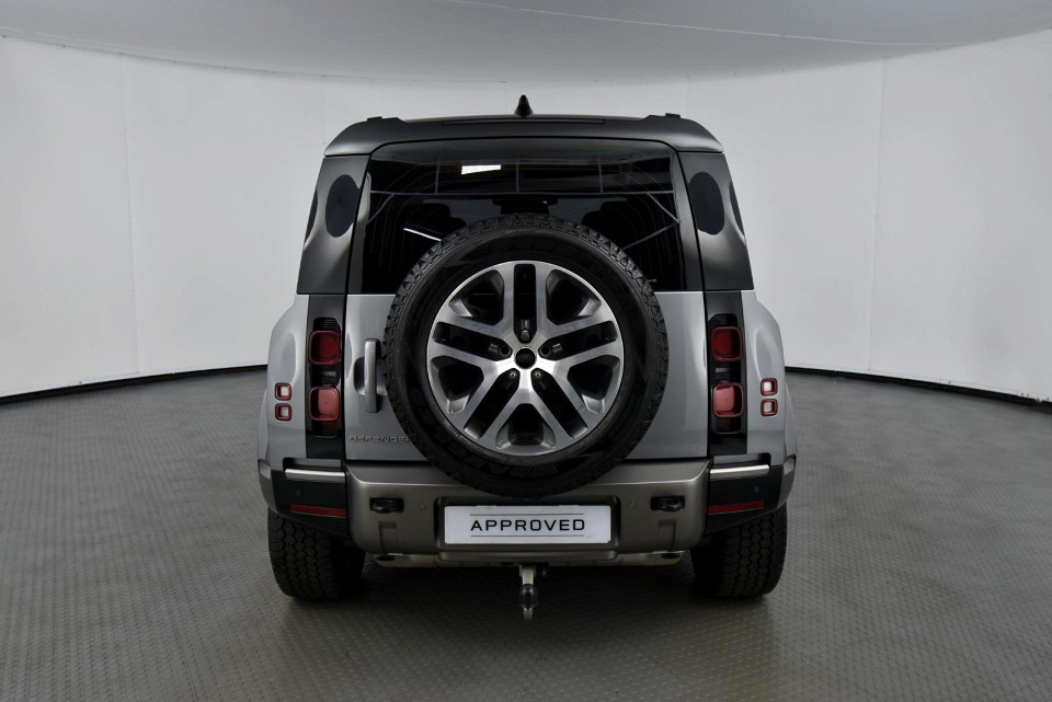 2024 LAND ROVER DEFENDER 110 3.0 D D300 X-DYNAMIC HSE (221kW)