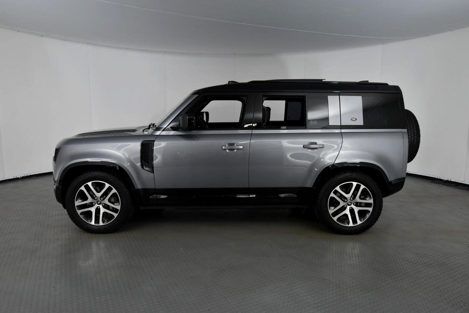 2024 LAND ROVER DEFENDER 110 3.0 D D300 X-DYNAMIC HSE (221kW)