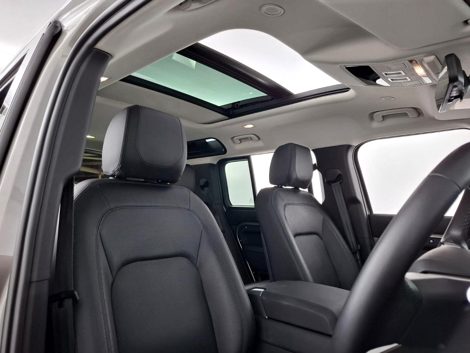 2024 LAND ROVER DEFENDER 110 D250 XS EDITION AWD (183kW)