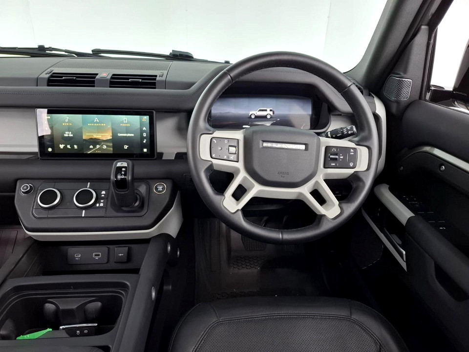 2024 LAND ROVER DEFENDER 110 D250 XS EDITION AWD (183kW)