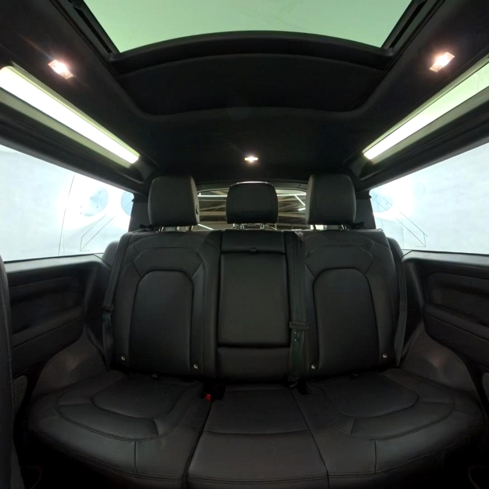 2024 LAND ROVER DEFENDER 90 D250 SE AWD (183kW)