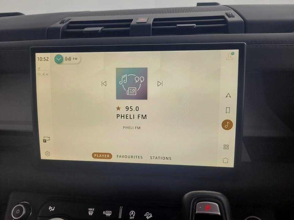 2024 LAND ROVER DEFENDER 90 D250 SE AWD (183kW)