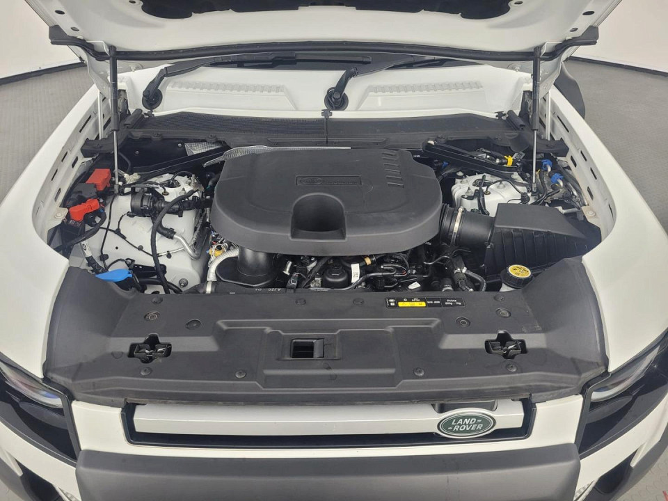 2024 LAND ROVER DEFENDER 90 D250 SE AWD (183kW)