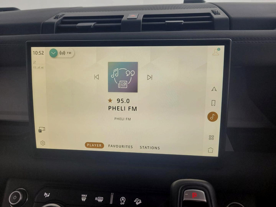 2024 LAND ROVER DEFENDER 90 D250 SE AWD (183kW)