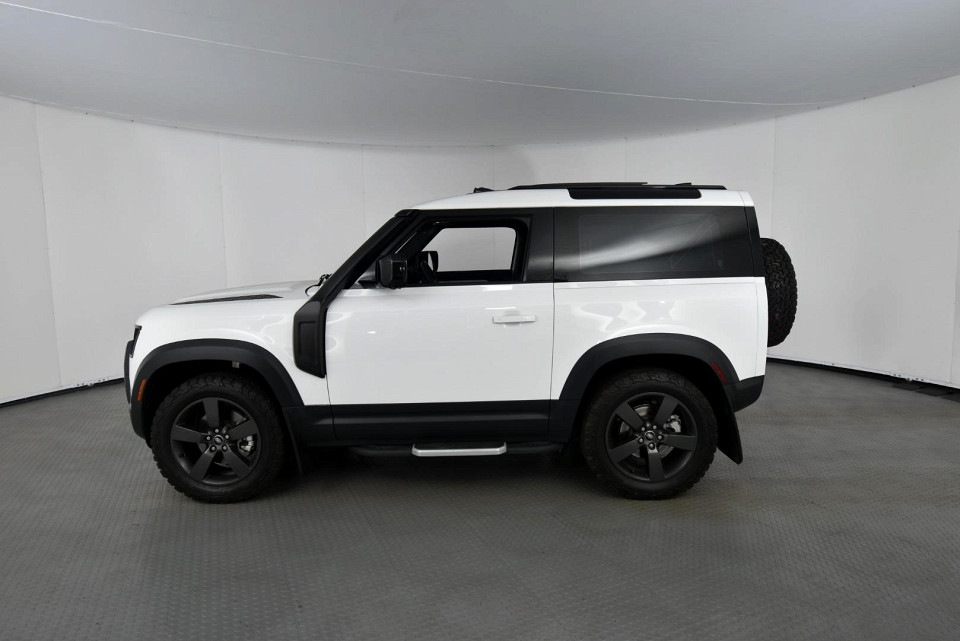 2024 LAND ROVER DEFENDER 90 D250 SE AWD (183kW)