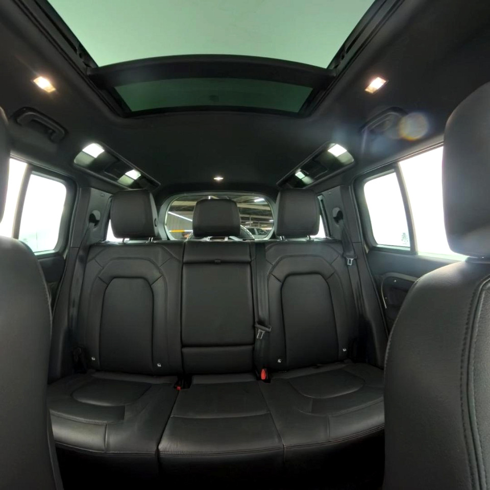 2024 LAND ROVER DEFENDER Defender