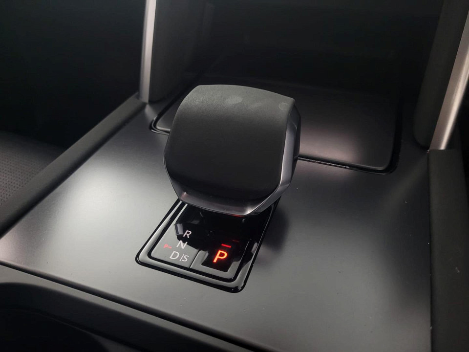 2024 LAND ROVER DISCOVERY SPORT D200 DYNAMIC SE AWD (146kW)