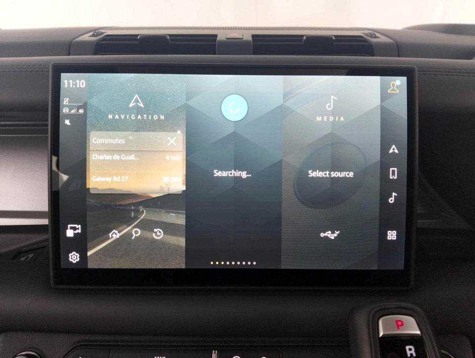 2025 LAND ROVER DEFENDER Defender