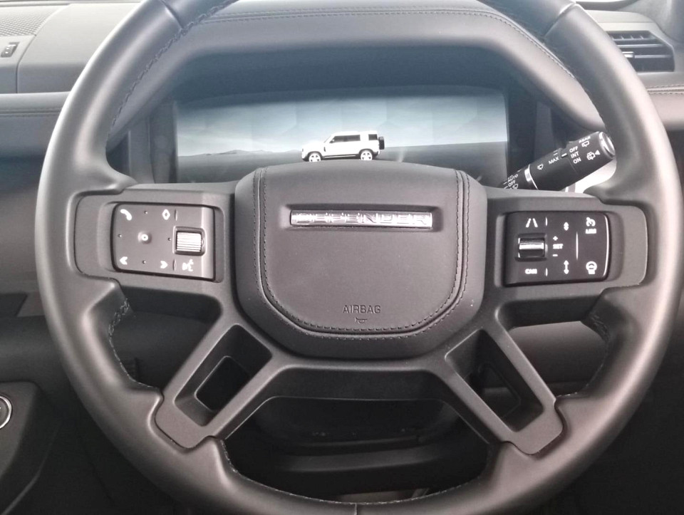 2025 LAND ROVER DEFENDER Defender